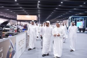 قائد القوات البرية يزور مهرجان الشيخ زايد الصيفي 2026 بالوثبة 2 قائد القوات البرية يزور مهرجان الشيخ زايد الصيفي 2026 بالوثبة