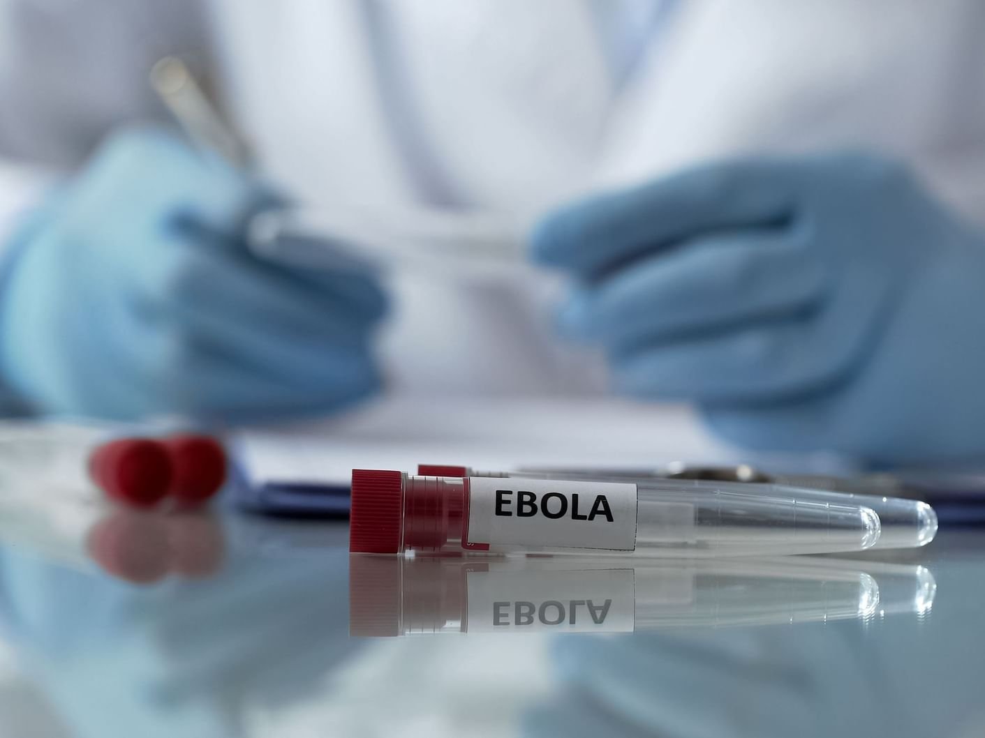 الصحة العالمية توصي باختبار لقاح "إيرفيبو" ضد فيروس "إيبولا" بالكونغو 1 الصحة العالمية