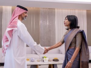 عمار بن حميد يستقبل سفيرة سريلانكا 2 عمار بن حميد يستقبل سفيرة سريلانكا