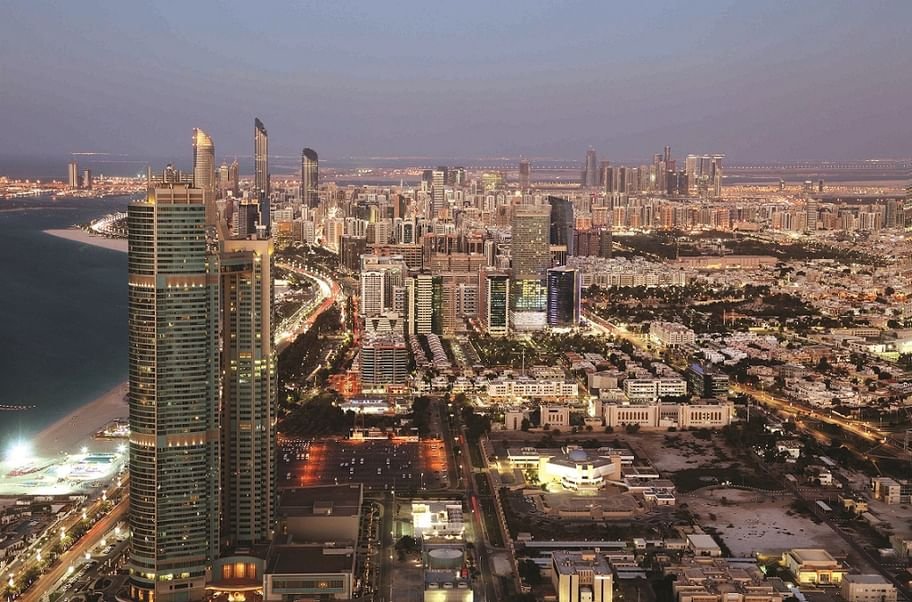 "البلديات والنقل" تباشر تطبيق منظومة شهادة الإشغال للمباني في أبوظبي 1 "البلديات والنقل"