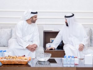 محمد بن سعود يقدم واجب العزاء في وفاة شيخة هلال عبيد الخاطري 2 محمد بن سعود يقدم واجب العزاء في وفاة شيخة هلال عبيد الخاطري