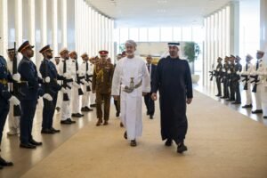 رئيس الدولة وسلطان عمان يبحثان العلاقات الأخوية بين البلدين والتطورات الإقليمية 4 رئيس الدولة وسلطان عمان يبحثان العلاقات الأخوية بين البلدين والتطورات الإقليمية