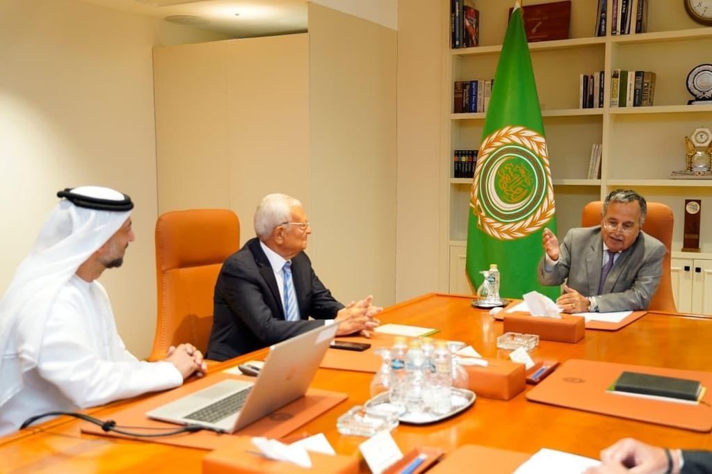 نبيل فهمي يبحث مع قيادات الاتحاد العربي للاقتصاد الرقمي تعزيز التحول التكنولوجي لمواكبة عصر الذكاء الاصطناعي 1 نبيل فهمي