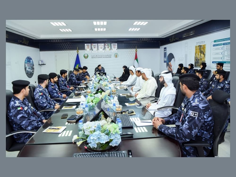 شرطة رأس الخيمة تناقش جاهزيتها التشغيلية لانطلاقة العام الدراسي الجديد 1 شرطة رأس الخيمة تناقش جاهزيتها التشغيلية لانطلاقة العام الدراسي الجديد