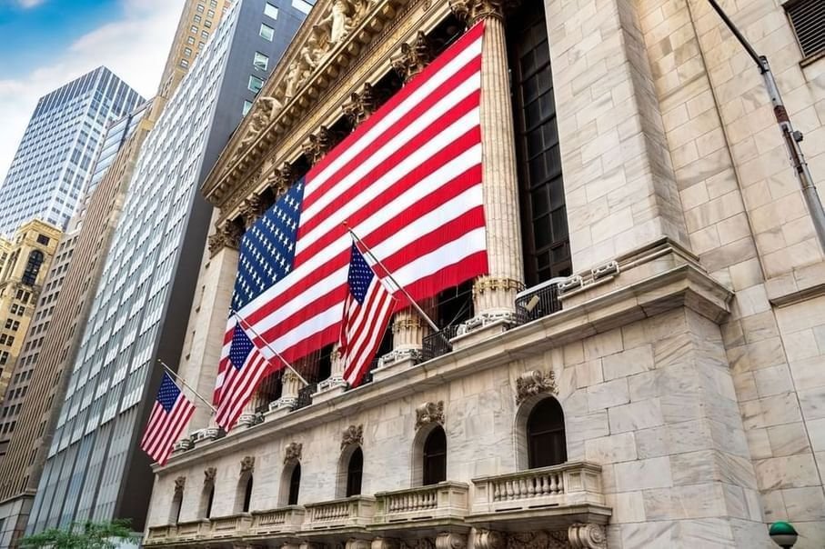 الأسهم الأمريكية تغلق على انخفاض 1 الأسهم الأمريكية