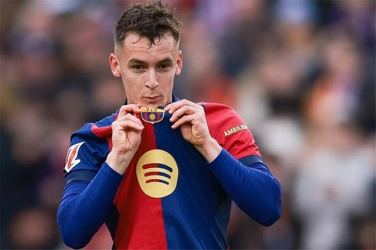 أهلي جدة يزاحم الهلال على صفقة لاعب برشلونة 1 أهلي جدة يزاحم الهلال على صفقة لاعب برشلونة