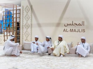طلاب أبوظبي يُحيون أصالة الشعر النبطي ضمن فعاليات «مهرجان الشيخ زايد الصيفي» 4 طلاب أبوظبي يُحيون أصالة الشعر النبطي ضمن فعاليات «مهرجان الشيخ زايد الصيفي»