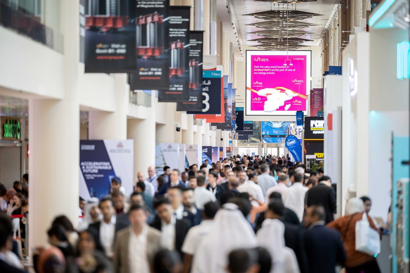1528 شركة عالمية تشارك في معرض الشرق الأوسط للطاقة 1 الشرق الأوسط