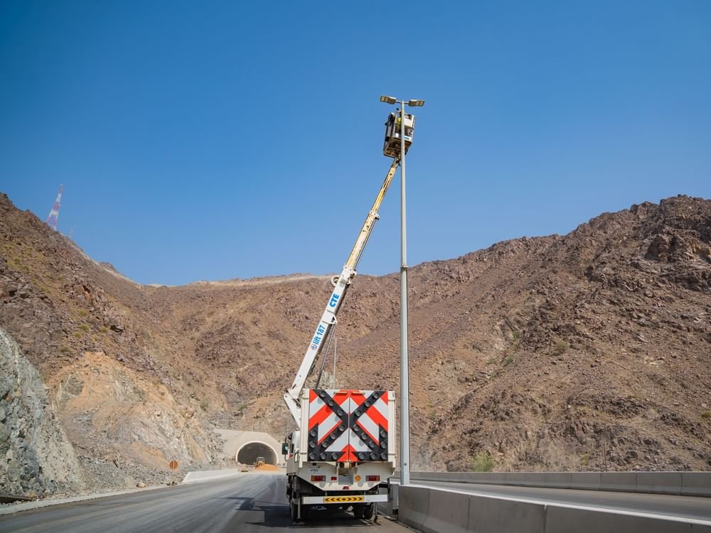 هيئة كهرباء ومياه الشارقة تطور شبكة كلباء 1 هيئة كهرباء ومياه الشارقة تطور شبكة كلباء