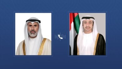 عبد الله بن زايد يتلقى اتصالاً هاتفياً من وزير خارجية الكويت