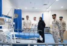 منصور بن زايد يتفقد المستشفى العائم ويطلع على جاهزيته للاستجابة الطبية الطارئة وتعزيز الجهود الإنسانية 25 منصور بن زايد يتفقد المستشفى العائم ويطلع على جاهزيته للاستجابة الطبية الطارئة وتعزيز الجهود الإنسانية