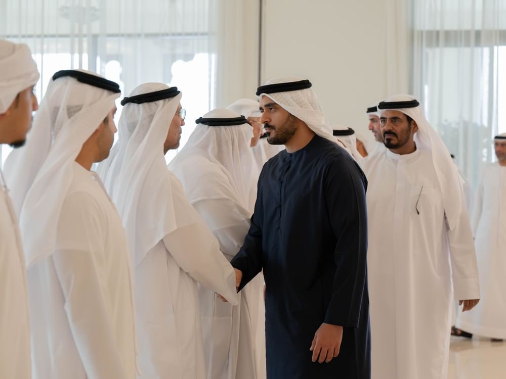 زايد بن محمد بن زايد يقدم واجب العزاء في وفاة والدة الشهيد خليل إبراهيم المرزوقي 1 زايد بن محمد بن زايد يقدم واجب العزاء في وفاة والدة الشهيد خليل إبراهيم المرزوقي