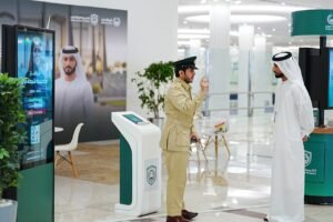 أكاديمية شرطة دبي تُعرف الجهات الحكومية ببرامجها ومساراتها التعليمية