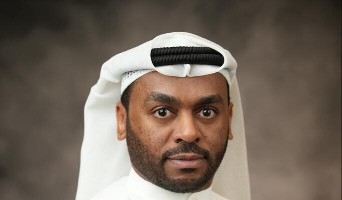 أيمن الباروت الأمين العام للبرلمان العربي للطفل: الطفل العربي يتعلم من تميز المرأة الإماراتية مفاهيم العطاء والريادة في خدمة المجتمع 1 الأمين العام