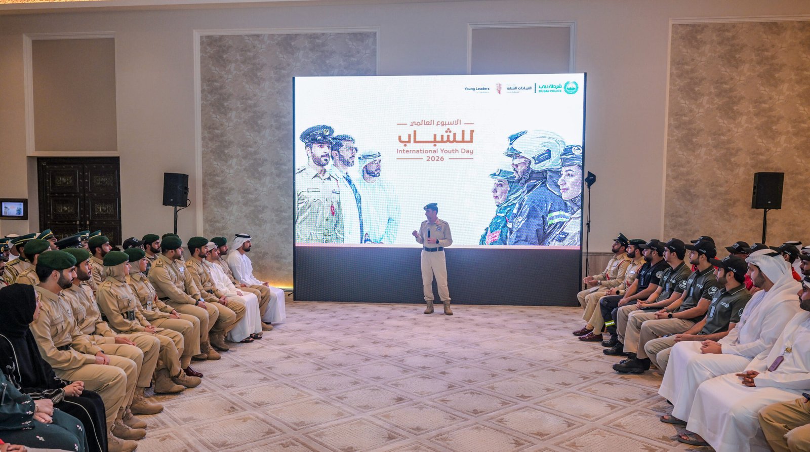 عبد الله المري لشباب شرطة دبي: الابتكار والتميز طريقكم لصناعة المستقبل 1 عبد الله المري لشباب شرطة دبي: الابتكار والتميز طريقكم لصناعة المستقبل