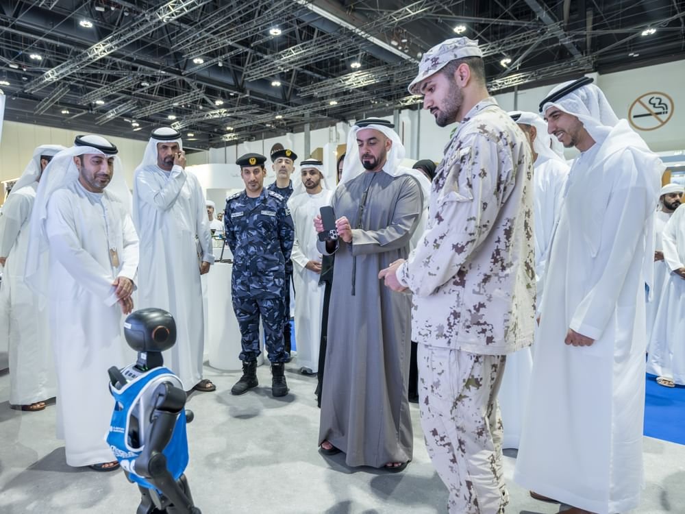سيف بن زايد يزور معرض "واجهة التعليم 2026" 1 سيف بن زايد يزور معرض "واجهة التعليم 2026"