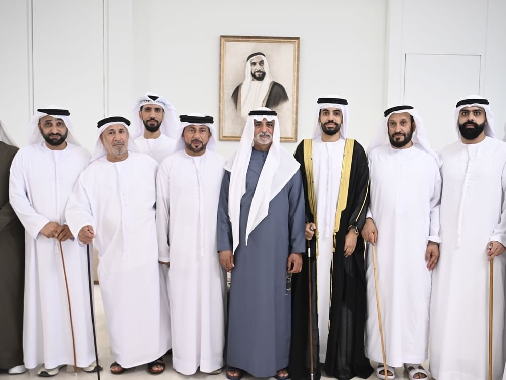 نهيان بن مبارك يحضر أفراح الريسي والشحي في العين 1 نهيان بن مبارك يحضر أفراح الريسي والشحي في العين