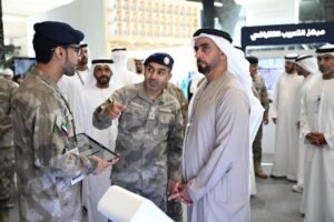 سيف بن زايد يزور منصة شرطة أبوظبي في المعرض الدولي للصيد والفروسية 2 سيف بن زايد يزور منصة شرطة أبوظبي في المعرض الدولي للصيد والفروسية