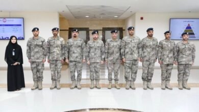 قائد عام شرطة أبوظبي يطلع على منظومة التطوير القيادي بأكاديمية سيف بن زايد