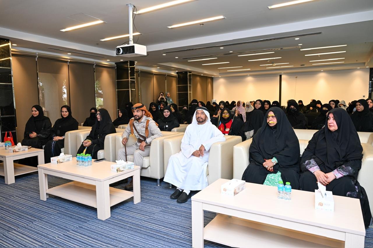 شرطة أبوظبي تنُظم فعالية "يوم المرأة الإماراتية" في متحف المربعة 1 شرطة أبوظبي