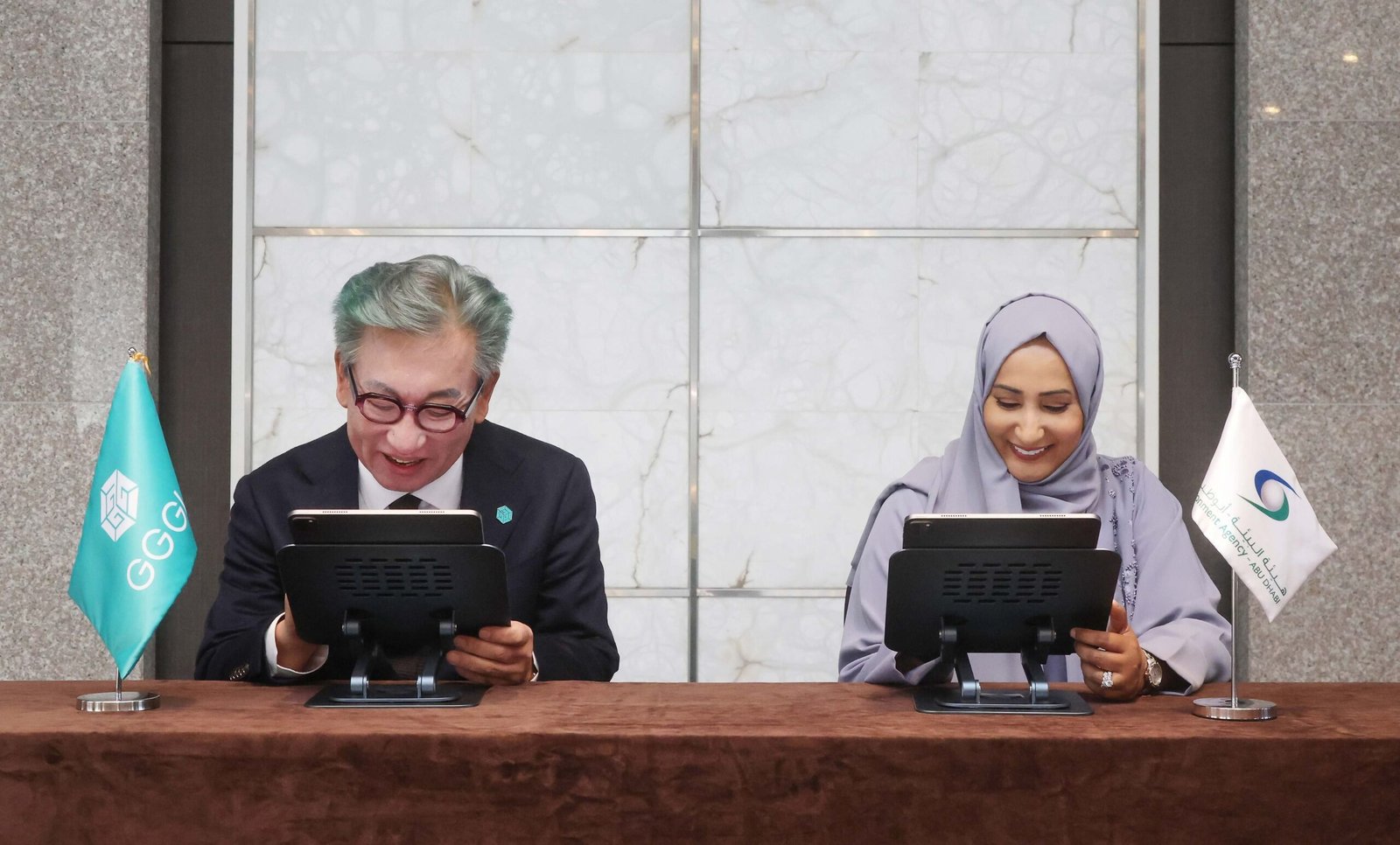 "بيئة - أبوظبي" والمعهد العالمي للنمو الأخضر يمدِّدان اتفاقية "التعاون بشأن النمو الأخضر في أبوظبي" 1 أبوظبي