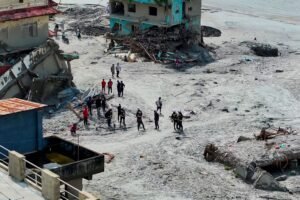 الإمارات تعزز جهود البحث والإنقاذ والإغاثة الإنسانية بالمناطق المتضررة في نيبال