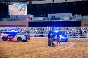 شرطة أبوظبي تستعرض سيناريو "أبوظبي أمن وسلامة" في المعرض الدولي للصيد والفروسية 2026