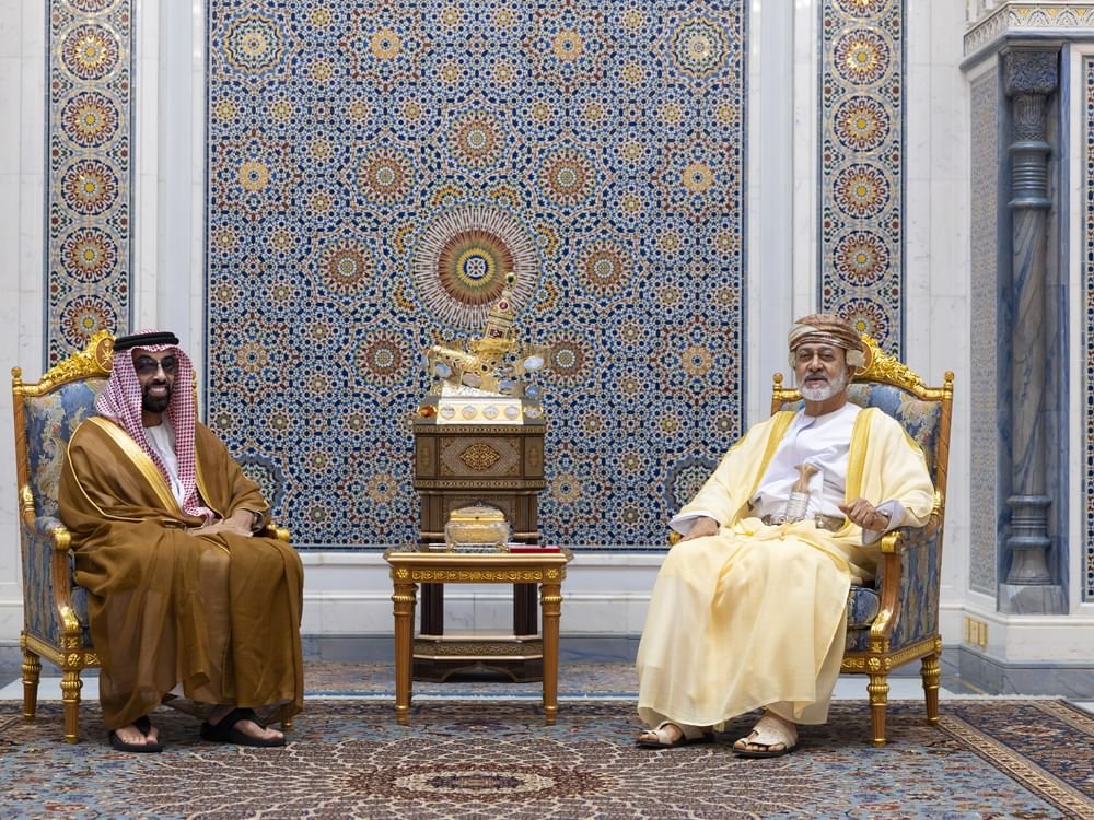 سلطان عُمان يستقبل طحنون بن زايد 1 سلطان عُمان يستقبل طحنون بن زايد