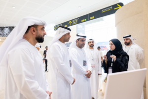 مدير عام مركز أبوظبي لإدارة المواد الخطرة بالإنابة يزور معرض أبوظبي الدولي للصيد والفروسية 2026 2 مدير عام مركز أبوظبي لإدارة المواد الخطرة بالإنابة يزور معرض أبوظبي الدولي للصيد والفروسية 2026
