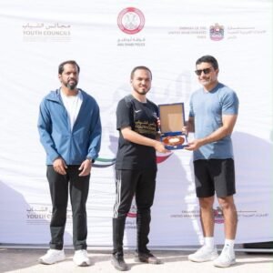 شرطة أبوظبي تشارك في "اليوم الرياضي الثاني"بفرنسا تعزيزاً للصحة والتلاحم المجتمعي 4 شرطة أبوظبي تشارك في "اليوم الرياضي الثاني"بفرنسا تعزيزاً للصحة والتلاحم المجتمعي