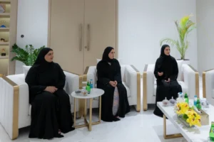 سلطان بن أحمد القاسمي يستقبل منتسبي برنامج ابتعاث الطلبة الإماراتيين بجامعة الشارقة