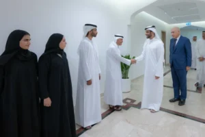 سلطان بن أحمد القاسمي يستقبل منتسبي برنامج ابتعاث الطلبة الإماراتيين بجامعة الشارقة