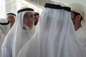 "كبار السن" في صدارة أولويات سلطان بالشارقة