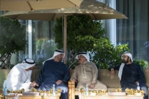 رئيس الدولة يلتقي ملك البحرين بحضور محمد بن راشد 3 رئيس الدولة يلتقي ملك البحرين بحضور محمد بن راشد