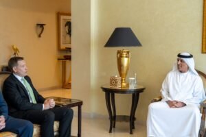 سعود بن صقر يستقبل وفد "سكاي بورتس إنفراستركتشر".. ويطلع على مستجدات منظومة التنقل الجوي المتقدم في رأس الخيمة