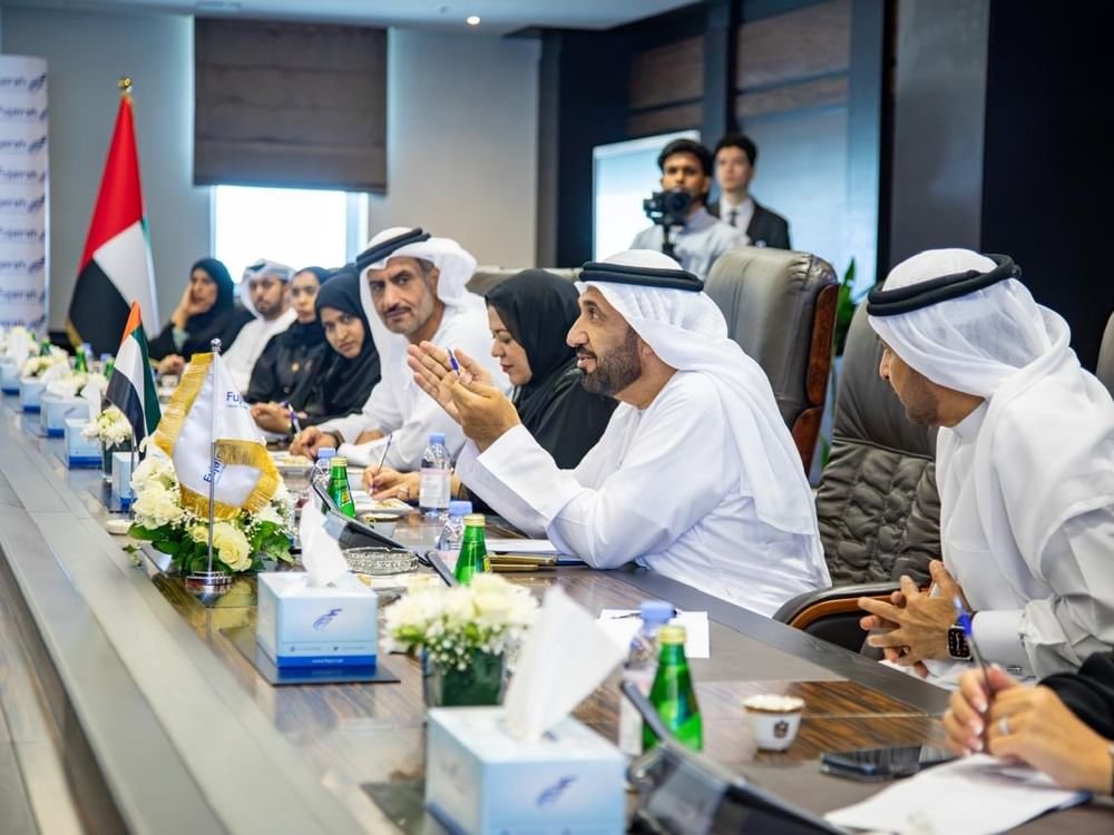 غرفة الفجيرة تبحث مع وفد من سيدات أعمال الصين تعزيز التعاون الاقتصادي والتجاري 1 غرفة الفجيرة تبحث مع وفد من سيدات أعمال الصين تعزيز التعاون الاقتصادي والتجاري