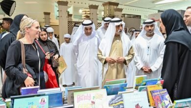 نهيان بن مبارك يزور معرض أبوظبي للكتاب 2 نهيان بن مبارك يزور معرض أبوظبي للكتاب