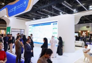 "أراضي دبي" تختتم مشاركتها في معرض العقارات الدولي 2026 برؤية توسّع الاستثمار وتعزز مهنية السوق وتمكّن الكفاءات الوطنية 2 "أراضي دبي" تختتم مشاركتها في معرض العقارات الدولي 2026 برؤية توسّع الاستثمار وتعزز مهنية السوق وتمكّن الكفاءات الوطنية