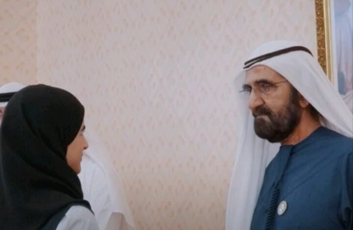 محمد بن راشد يستقبل جمعا من الشيوخ والوزراء وكبار المسؤولين والتجّار وأعيان البلاد