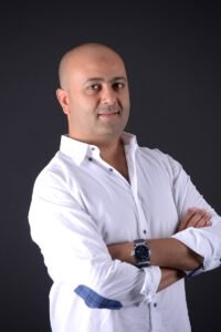 أبوظبي ترسخ مكانتها الرائدة عالمياً مع استضافة أكبر معرض وقمة في مجال الذكاء الاصطناعي