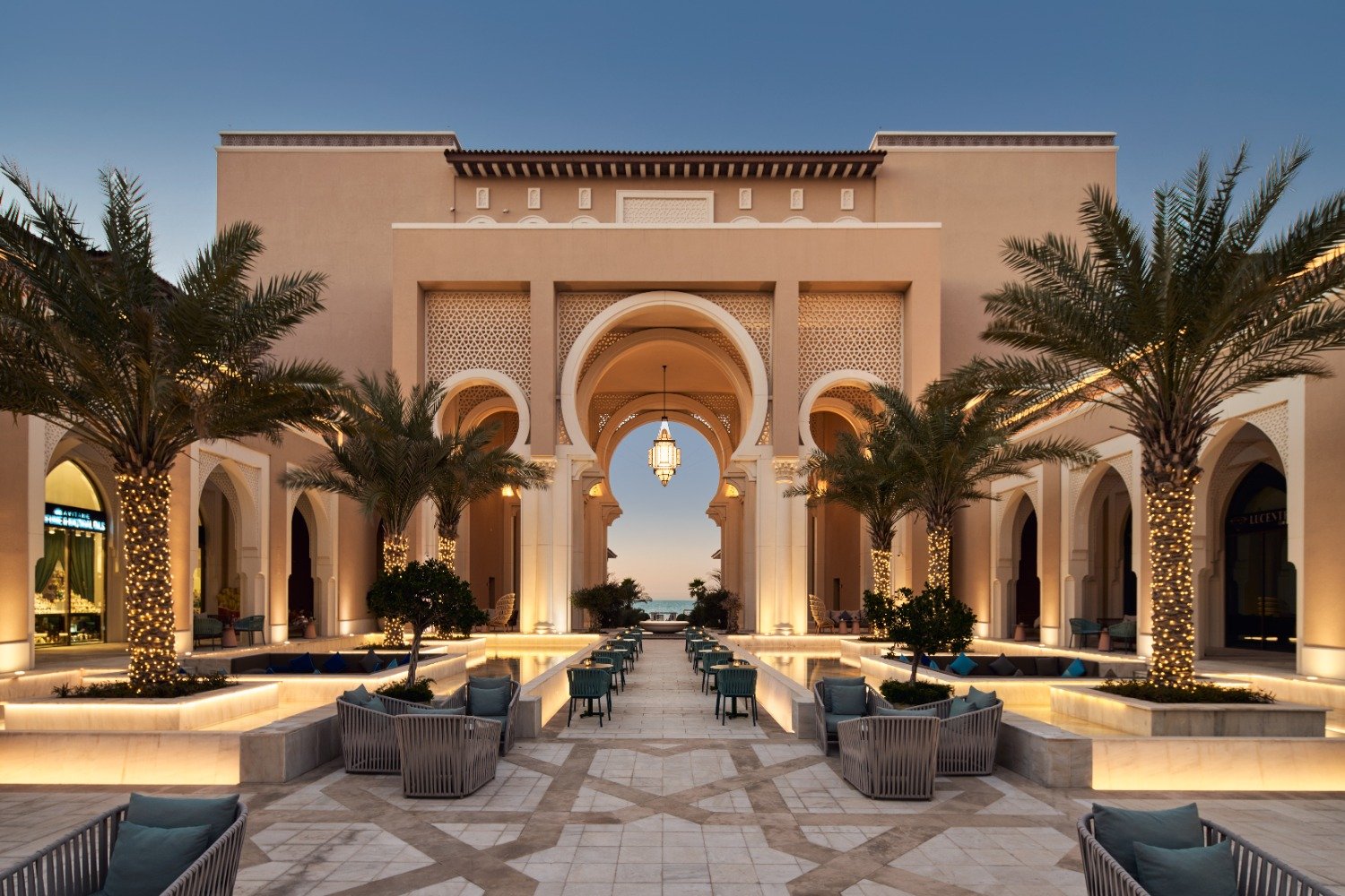 منتجع ريكسوس بريميوم جزيرة السعديات يدعو المقيمين في الإمارات إلى الاستمتاع بإقامة شاملة كلّياً 1 جزيرة السعديات