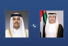 عبدالله بن زايد ورئيس مجلس الوزراء وزير خارجية قطر يبحثان هاتفياً التطورات الإقليمية