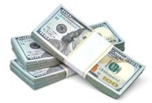 الدولار يتجه لتحقيق مكاسب أسبوعية بأكثر من 1% 38 الدولار يتجه لتحقيق مكاسب أسبوعية بأكثر من 1%