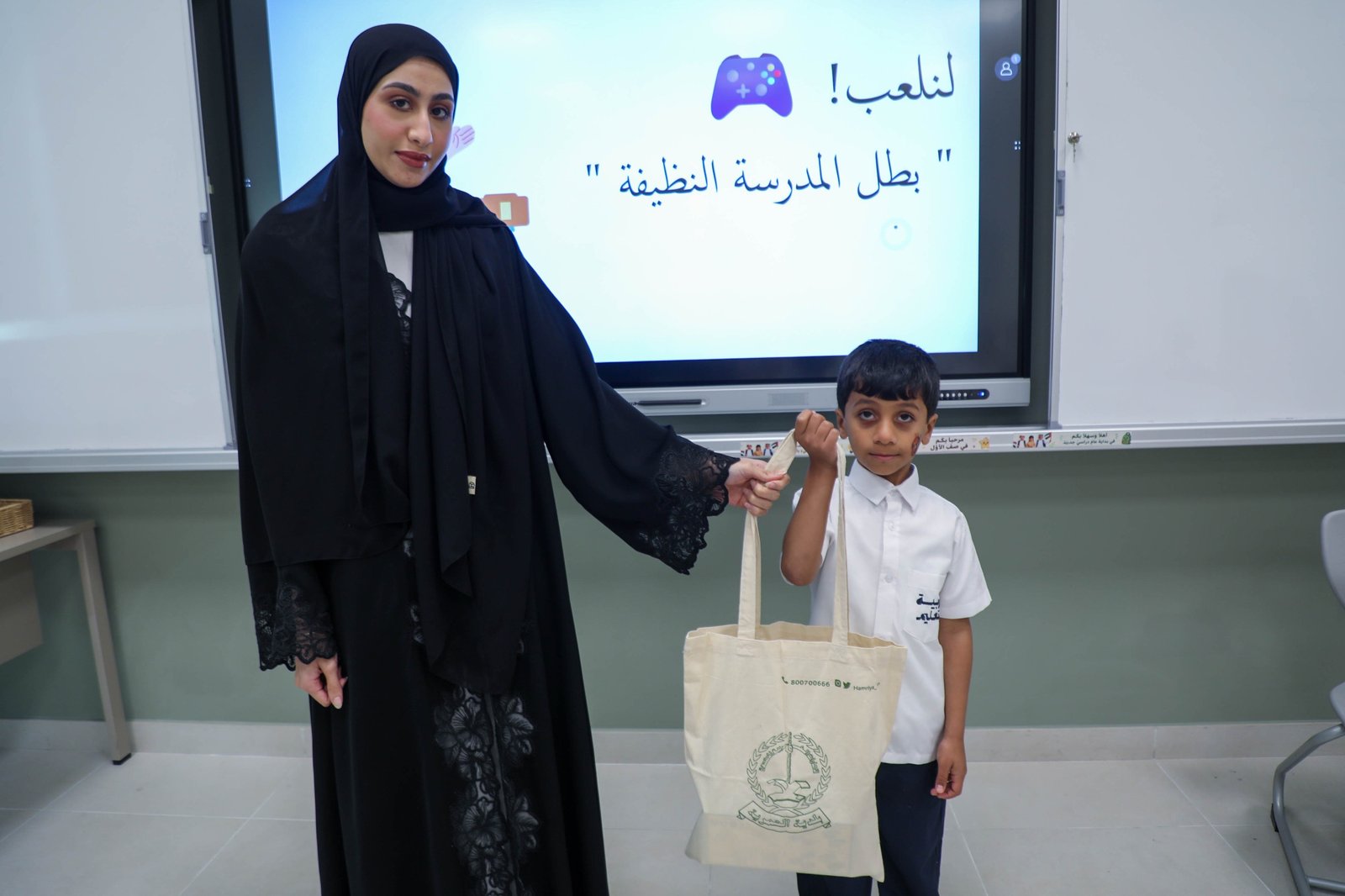 بلدية الحمرية تشارك في حملة العودة للمدارس ببرامج توعوية وإبداعية 1 بلدية الحمرية