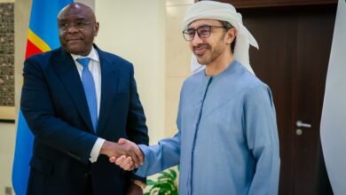 عبدالله بن زايد يستقبل نائب رئيس الوزراء ووزير النقل والاتصالات والتنمية الريفية في الكونغو