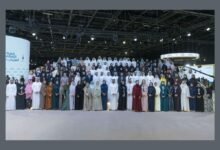 أحمد بن محمد يشهد تخريج دفعات جديدة من 4 برامج إعلامية متخصصة خلال "قمة الإعلام العربي 2026" 19 أحمد بن محمد يشهد تخريج دفعات جديدة من 4 برامج إعلامية متخصصة خلال "قمة الإعلام العربي 2026"