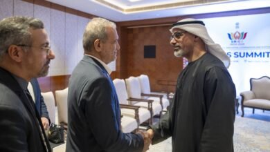 ولي عهد أبوظبي يلتقي الرئيس الإيراني على هامش قمة "بريكس" في نيودلهي 6 ولي عهد أبوظبي يلتقي الرئيس الإيراني على هامش قمة "بريكس" في نيودلهي