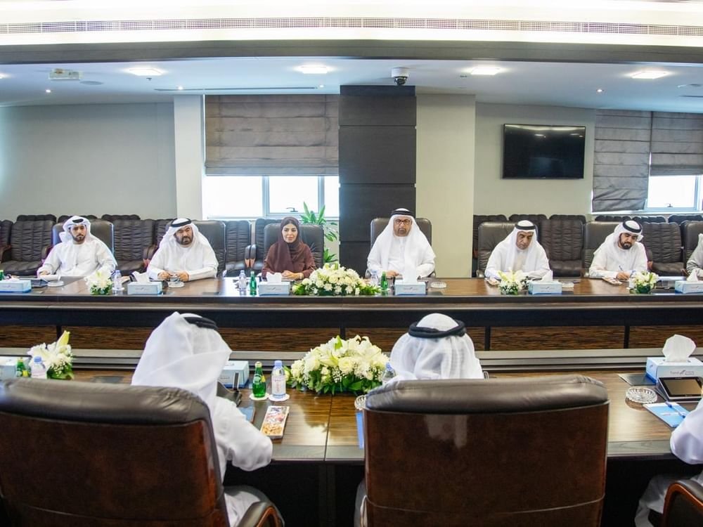 غرفة الفجيرة واتحاد غرف الإمارات يبحثان آليات دعم قطاع الأعمال 1 غرفة الفجيرة واتحاد غرف الإمارات يبحثان آليات دعم قطاع الأعمال