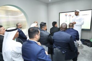 شرطة دبي تواصل تقديم خدماتها لزوار "سوق السفر العربي" لليوم الثاني من المعرض 3 شرطة دبي تواصل تقديم خدماتها لزوار "سوق السفر العربي" لليوم الثاني من المعرض