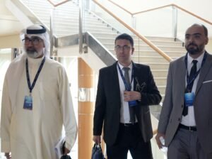 «هيئة أبوظبي للتراث» تختتم مقابلات الموسم الثاني عشر من «أمير الشعراء» 5 «هيئة أبوظبي للتراث» تختتم مقابلات الموسم الثاني عشر من «أمير الشعراء»